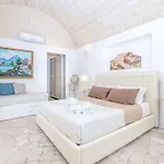 Bianco Trullo By Raro Villa Latiano