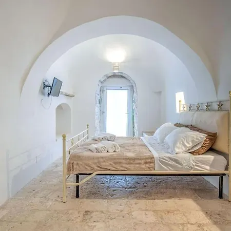 Bianco Trullo By Raro Villa Latiano