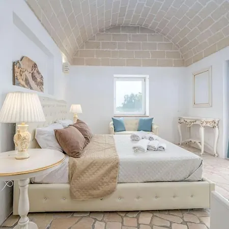 Bianco Trullo By Raro Latiano