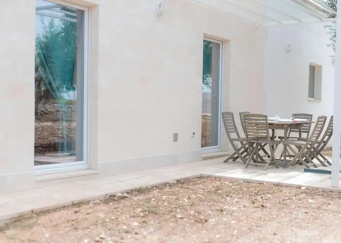 Bianco Trullo By Raro Villa *