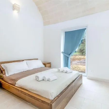 Villa Bianco Trullo By Raro Latiano
